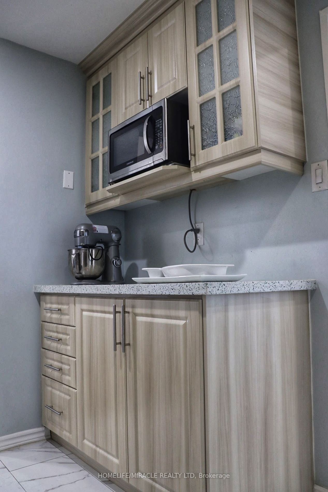 3533 Derry Rd E, #608