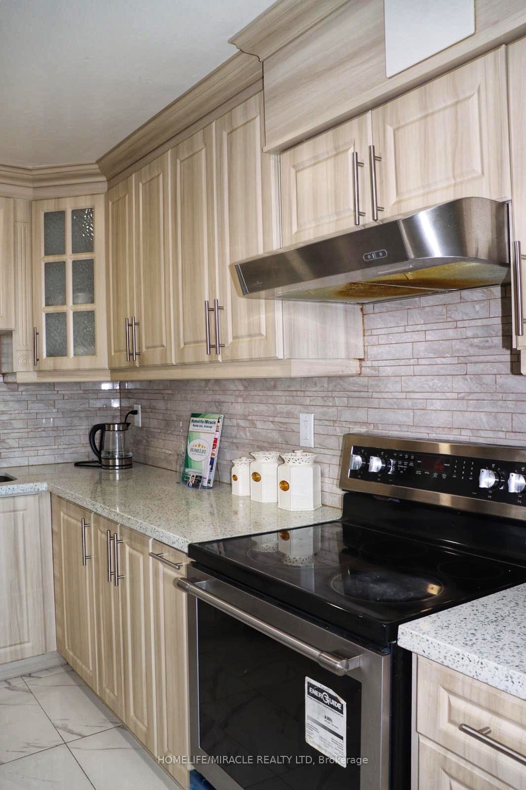 3533 Derry Rd E, #608