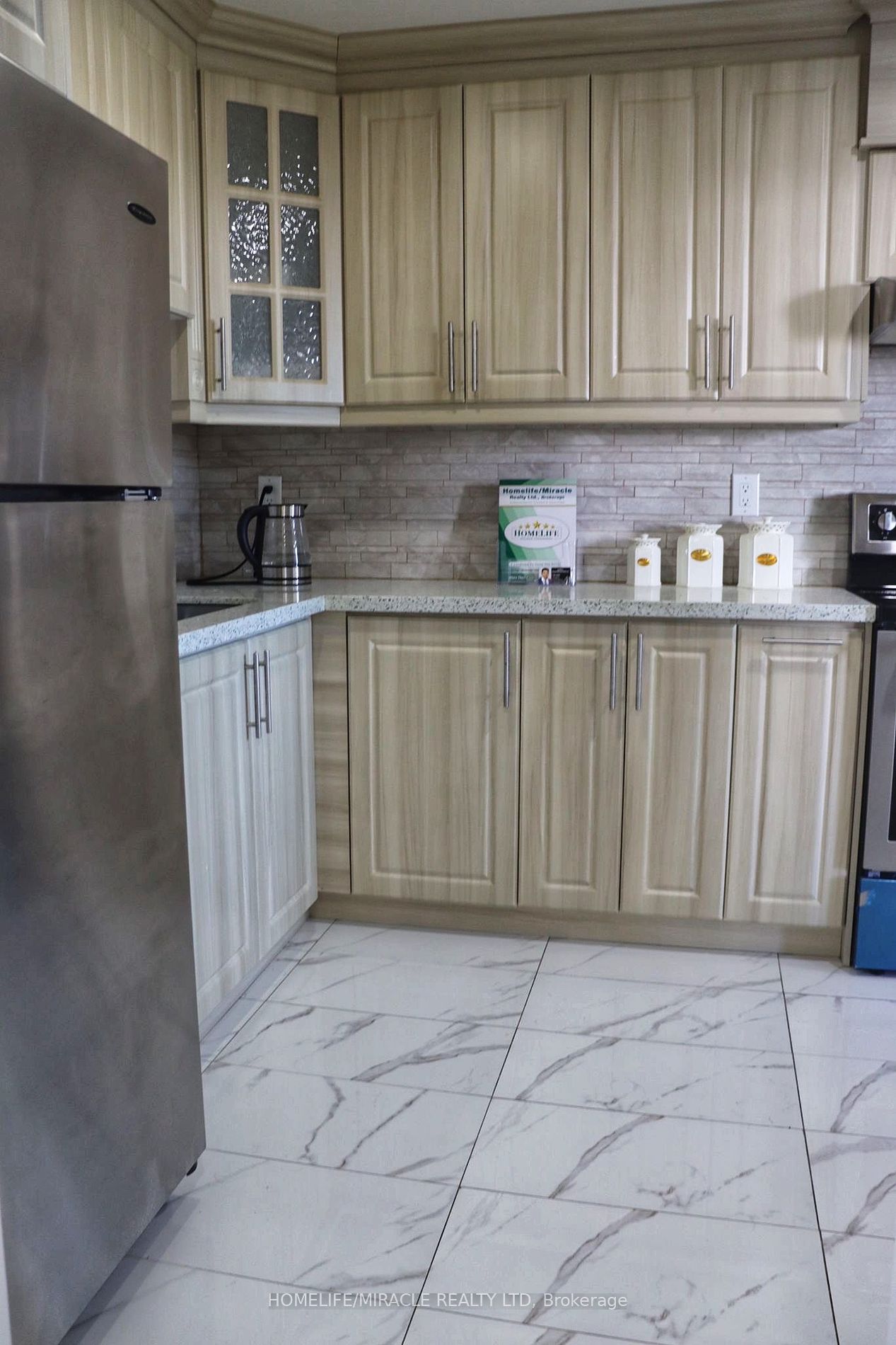 3533 Derry Rd E, #608