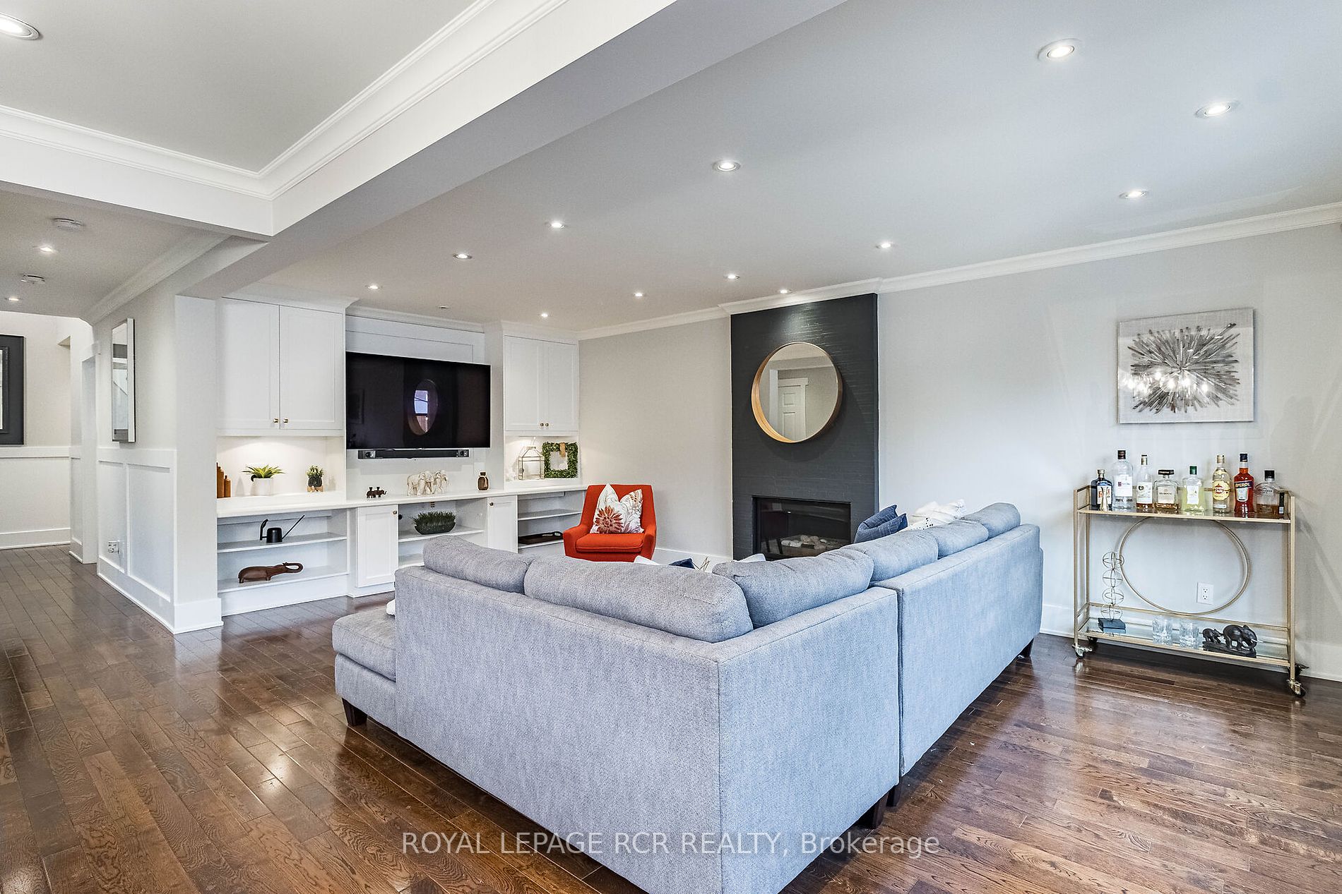 20 Kingsgate Pl