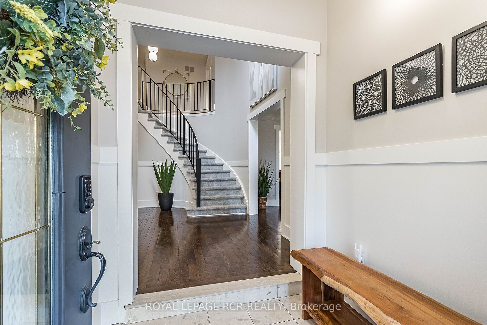 20 Kingsgate Pl