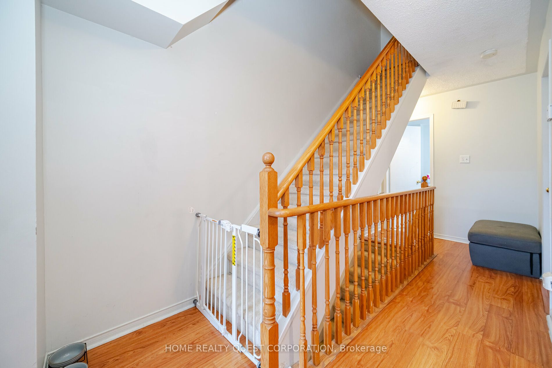 99 Bristol Rd E, #165