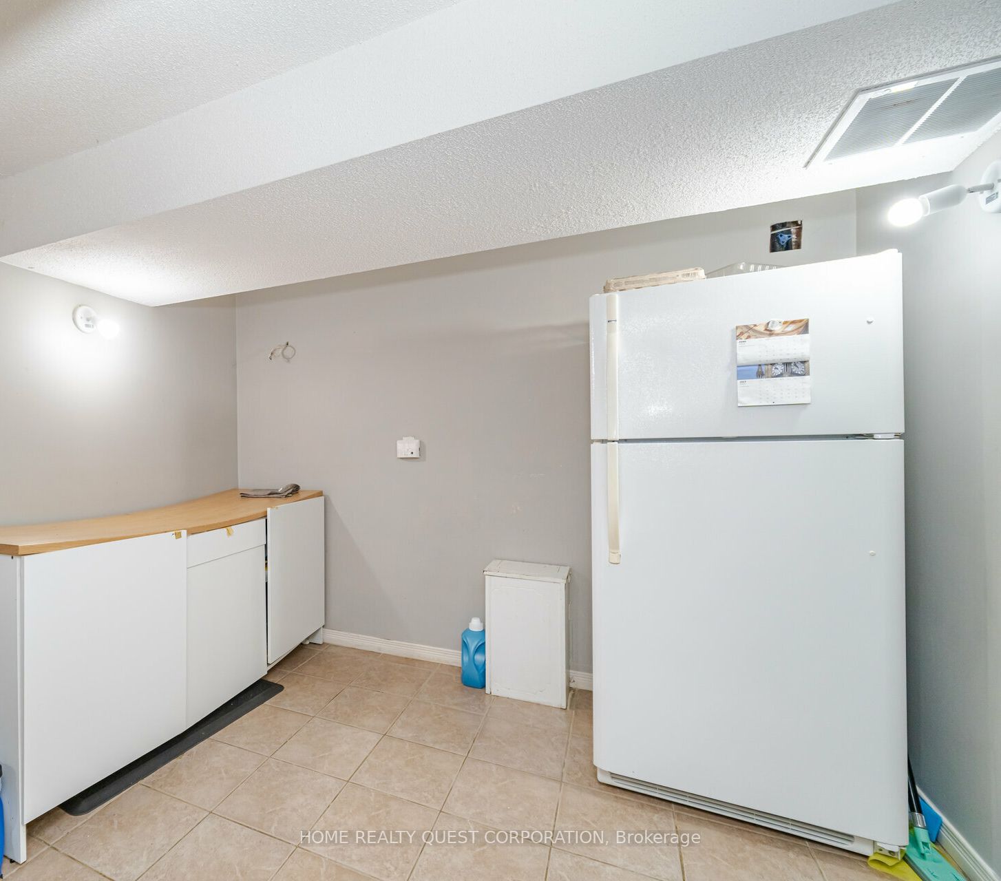 99 Bristol Rd E, #165