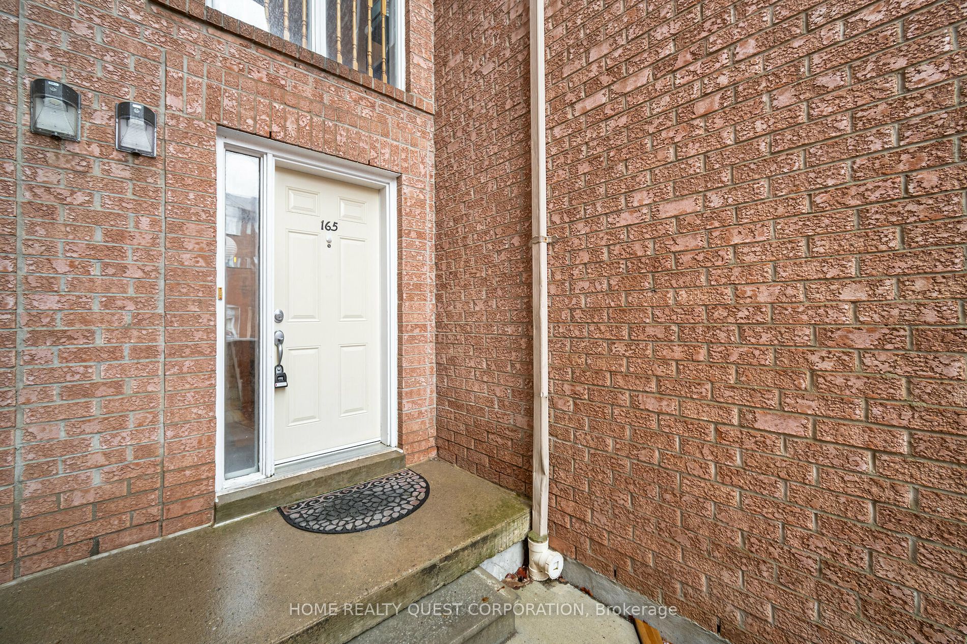 99 Bristol Rd E, #165