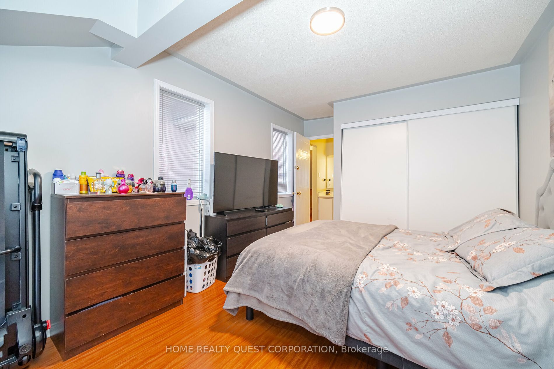 99 Bristol Rd E, #165