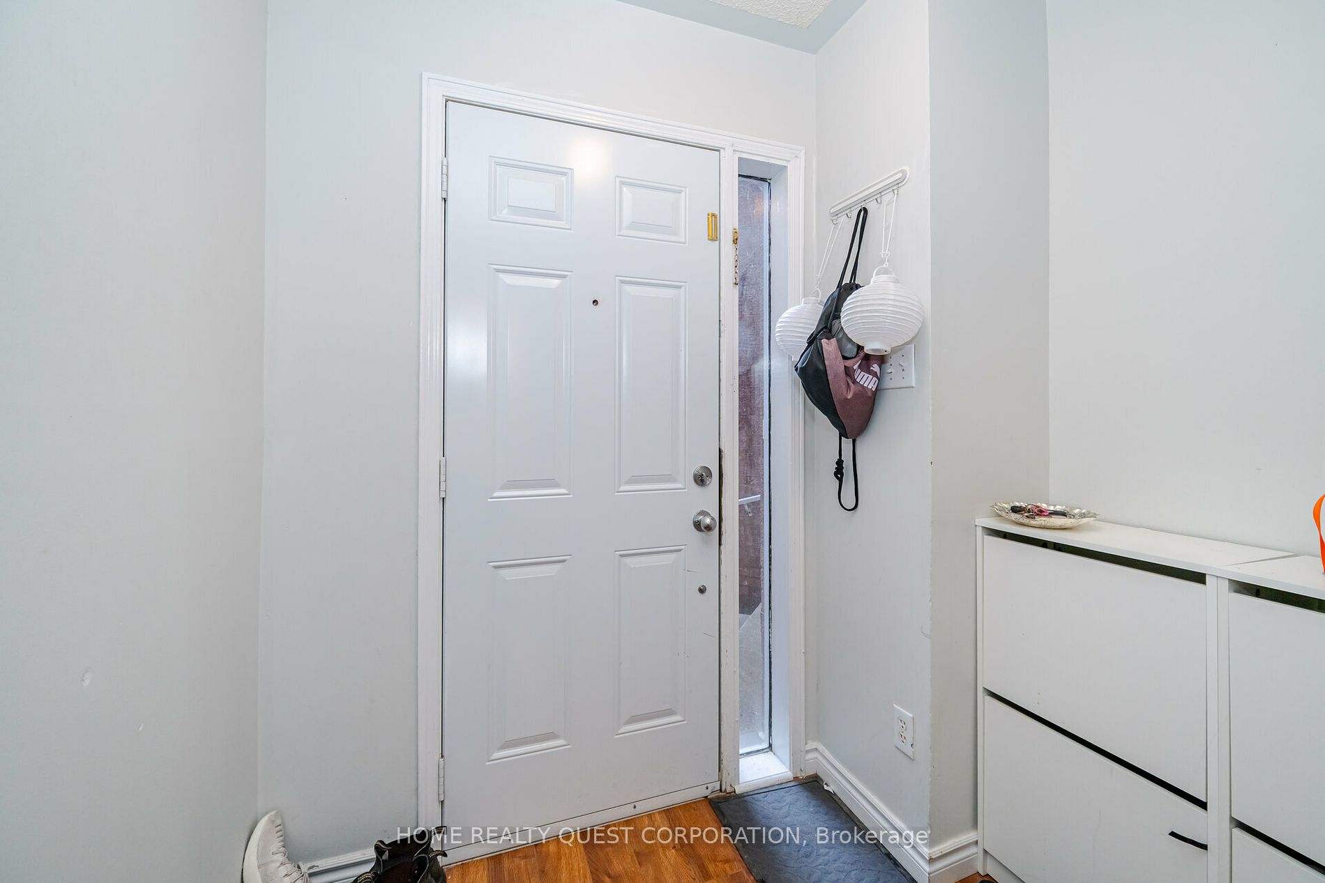 99 Bristol Rd E, #165