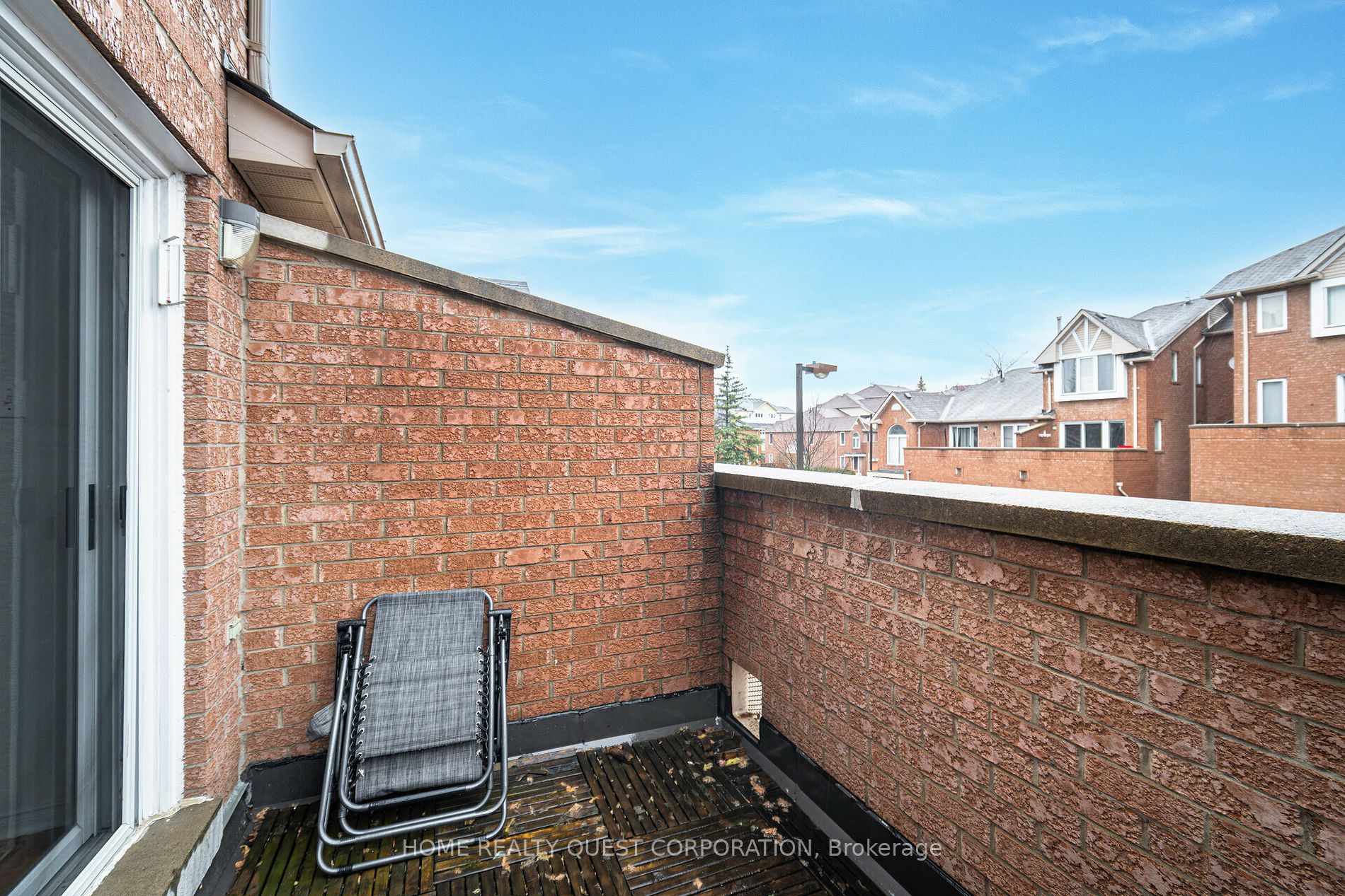 99 Bristol Rd E, #165