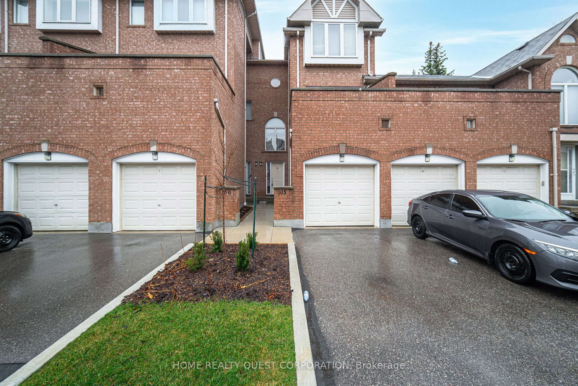 99 Bristol Rd E, #165