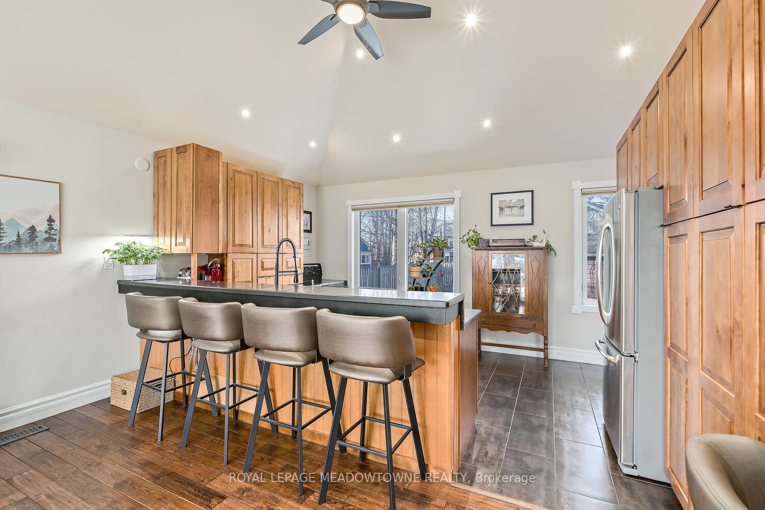 73 Guelph St