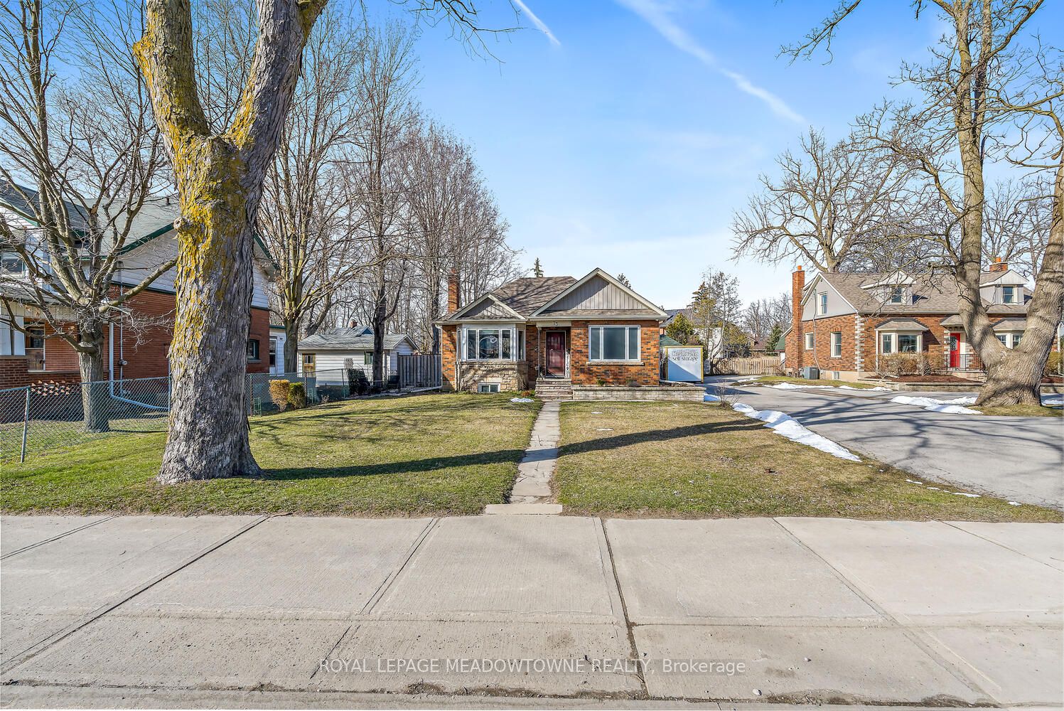 73 Guelph St