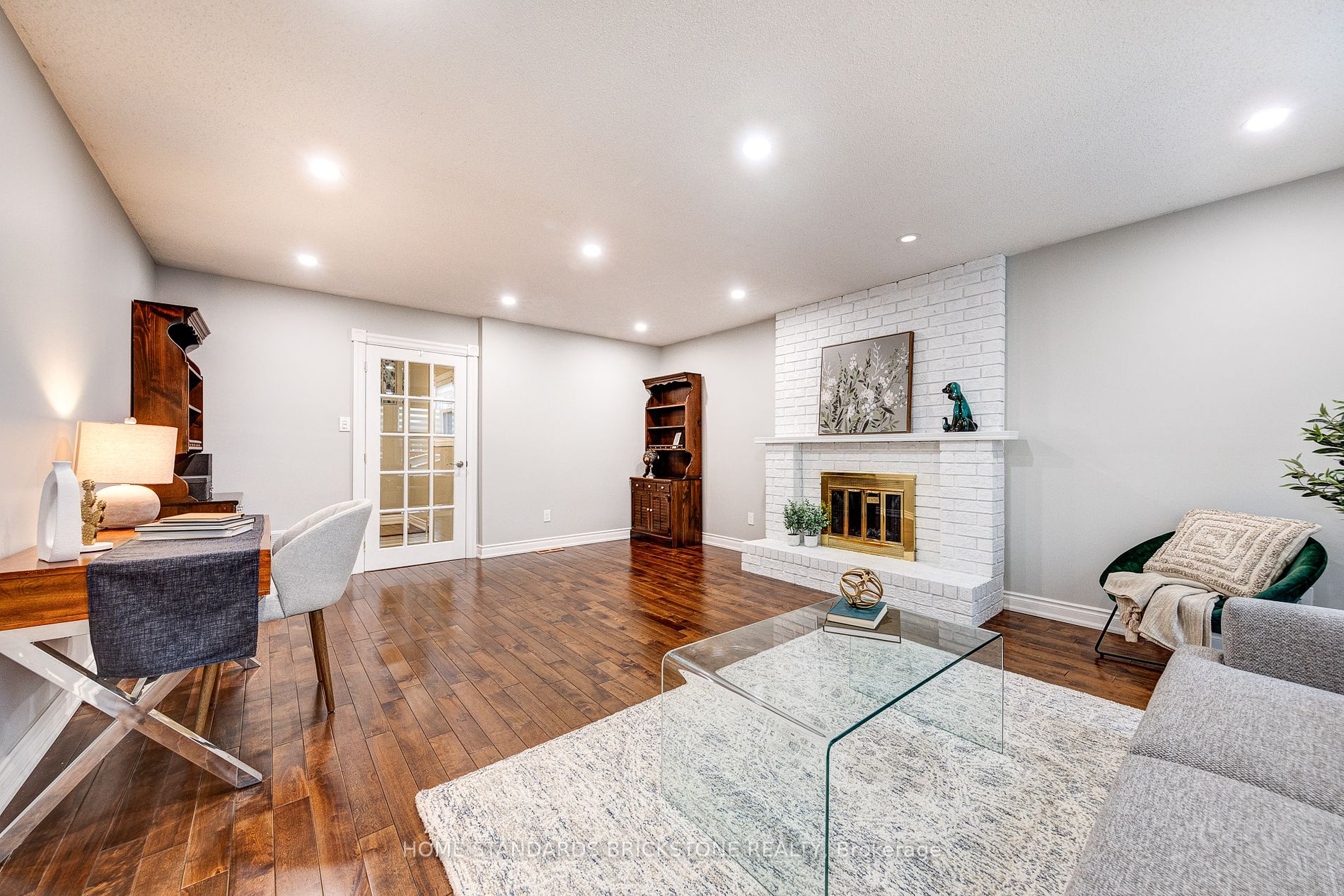 1534 Stoneybrook Tr