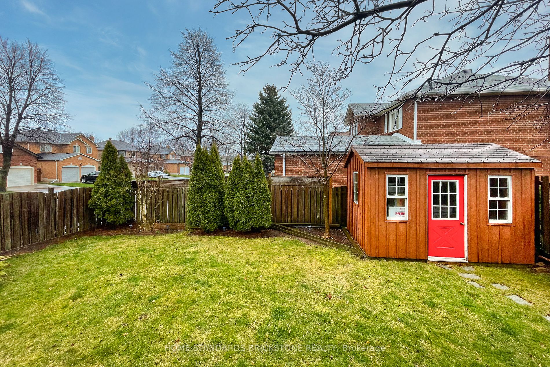 1534 Stoneybrook Tr