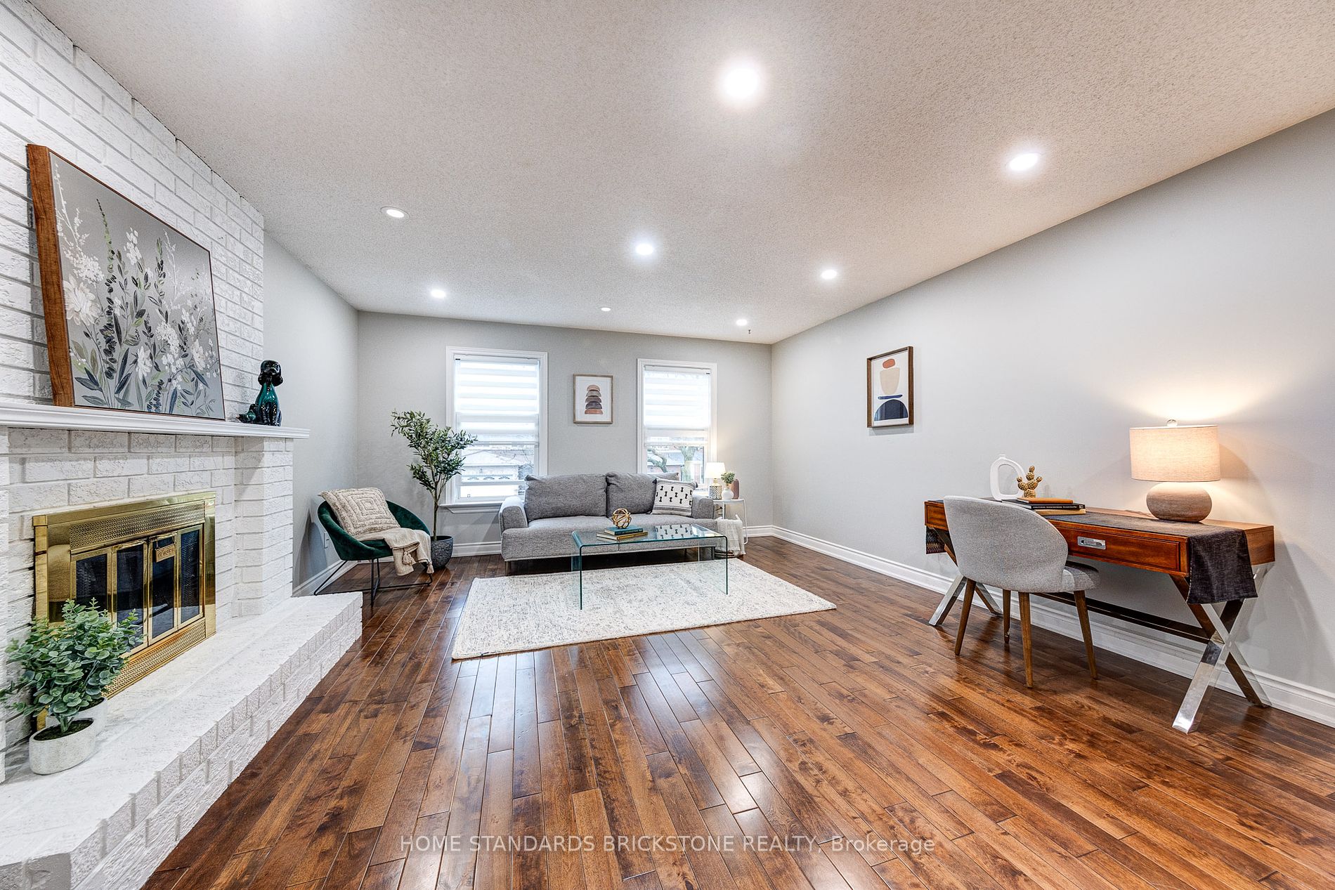 1534 Stoneybrook Tr