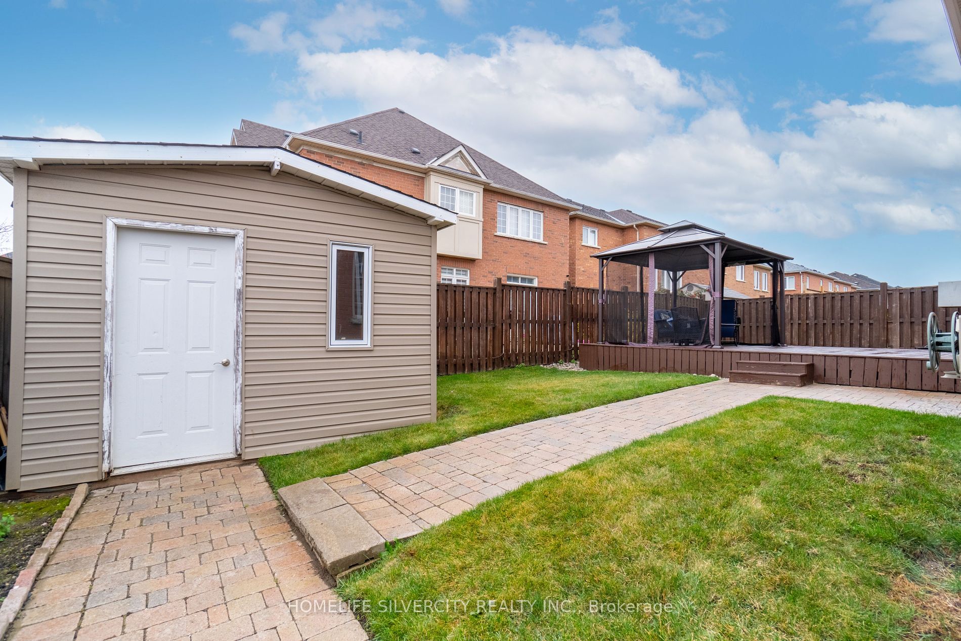 40 Darren Road