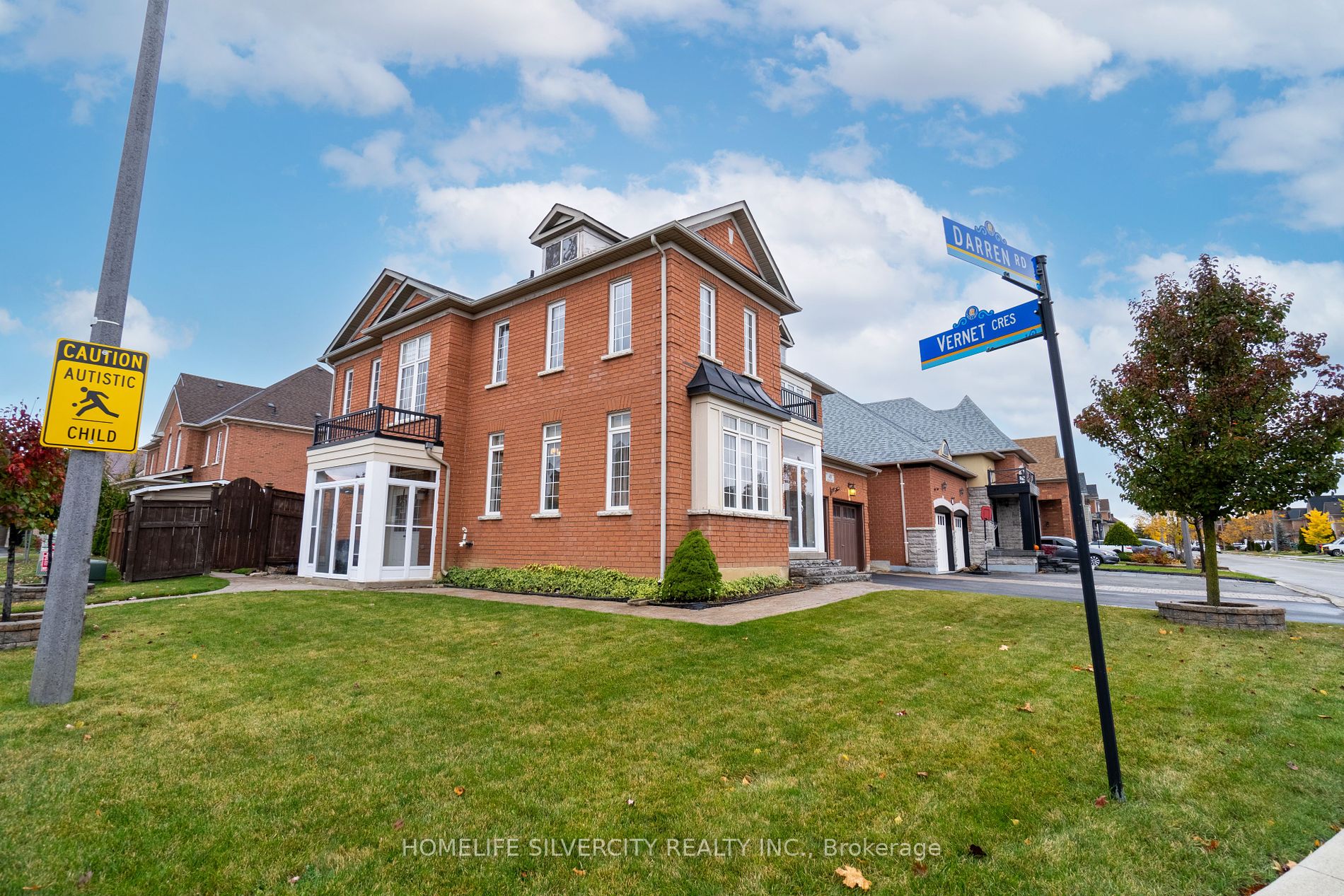 40 Darren Road