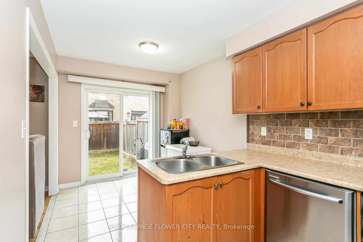 15 Quailvalley Dr