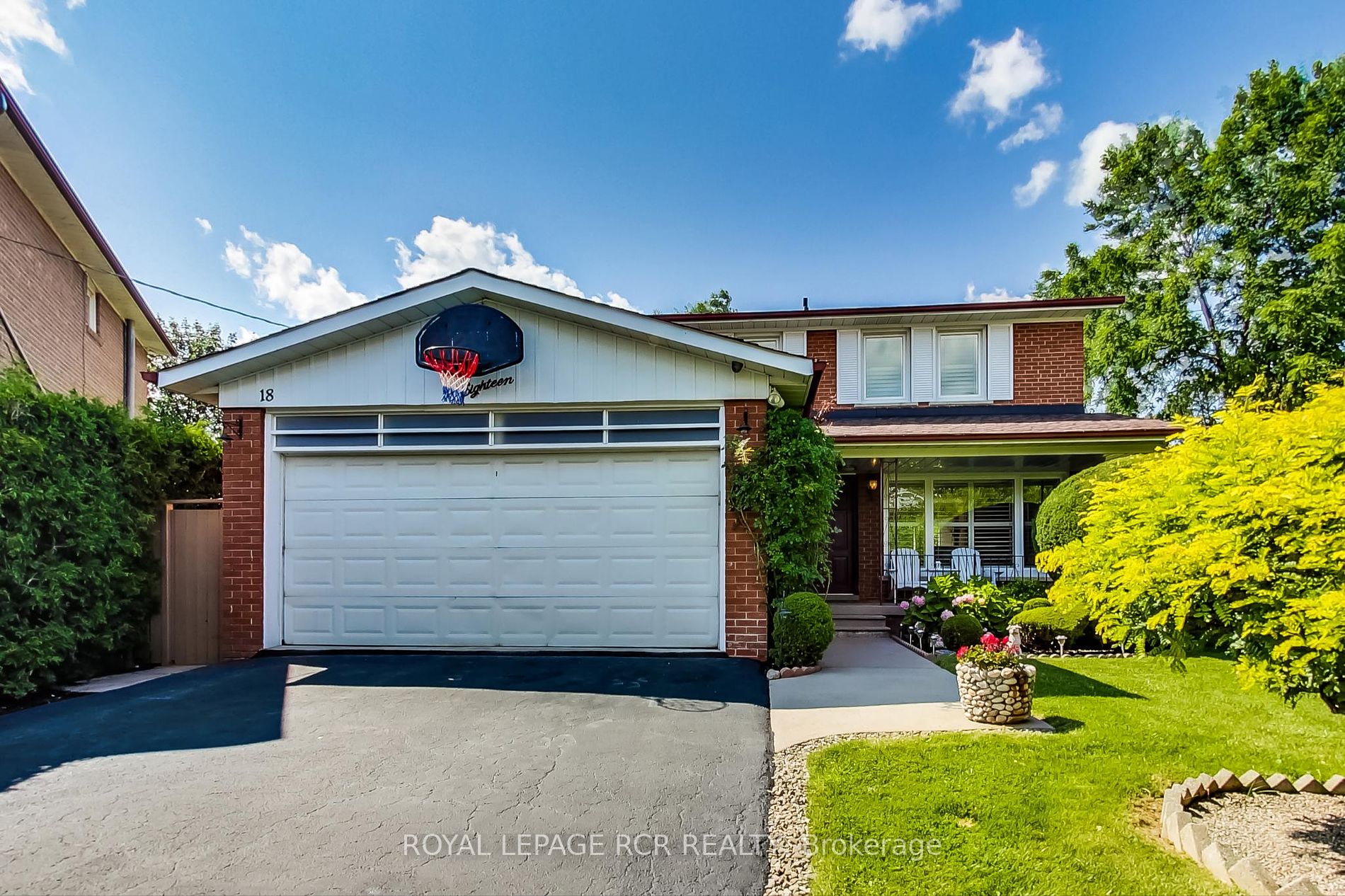 18 Terryellen Crescent