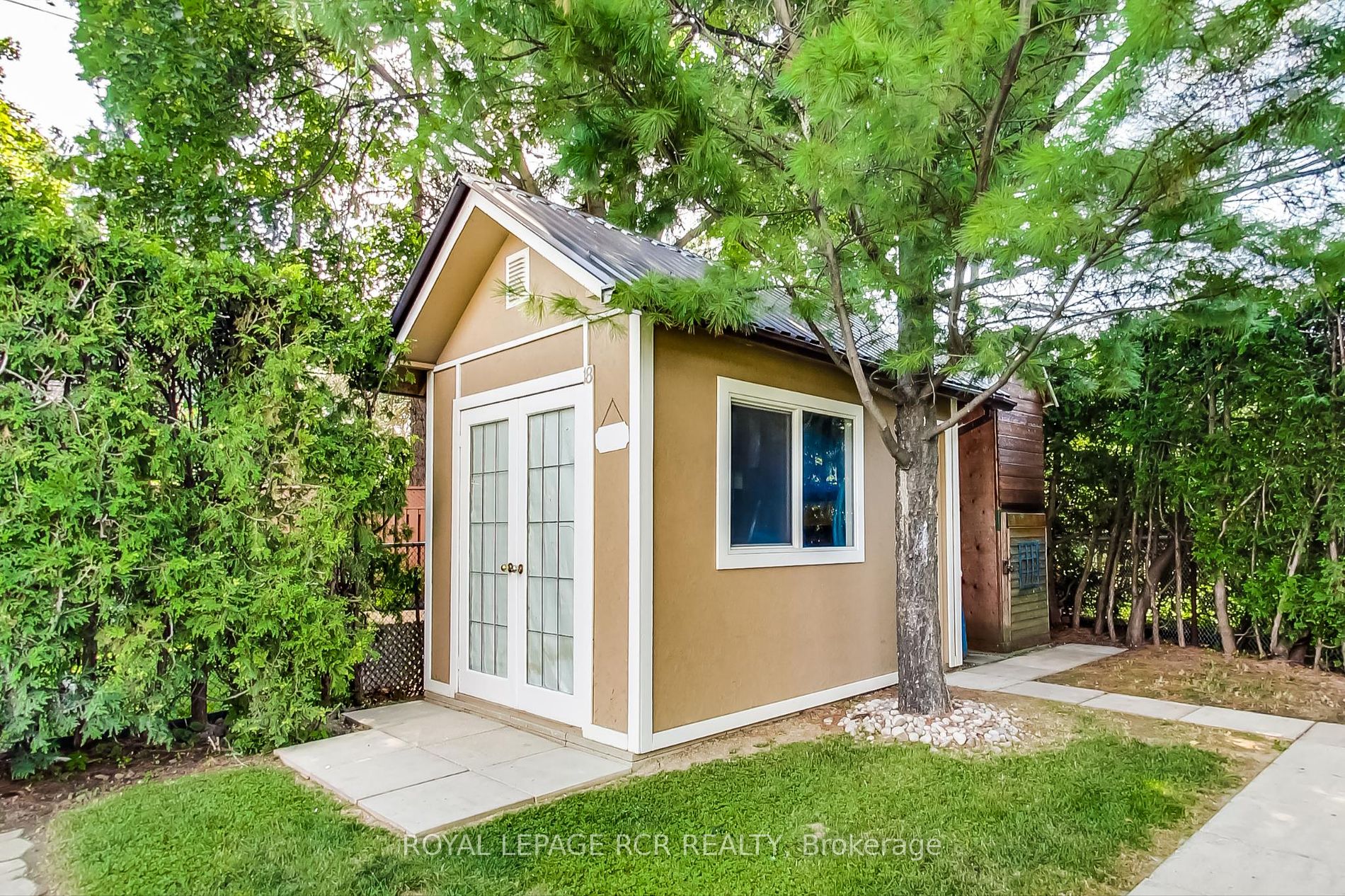 18 Terryellen Crescent