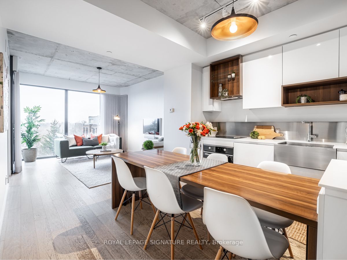 383 Sorauren Ave, #604