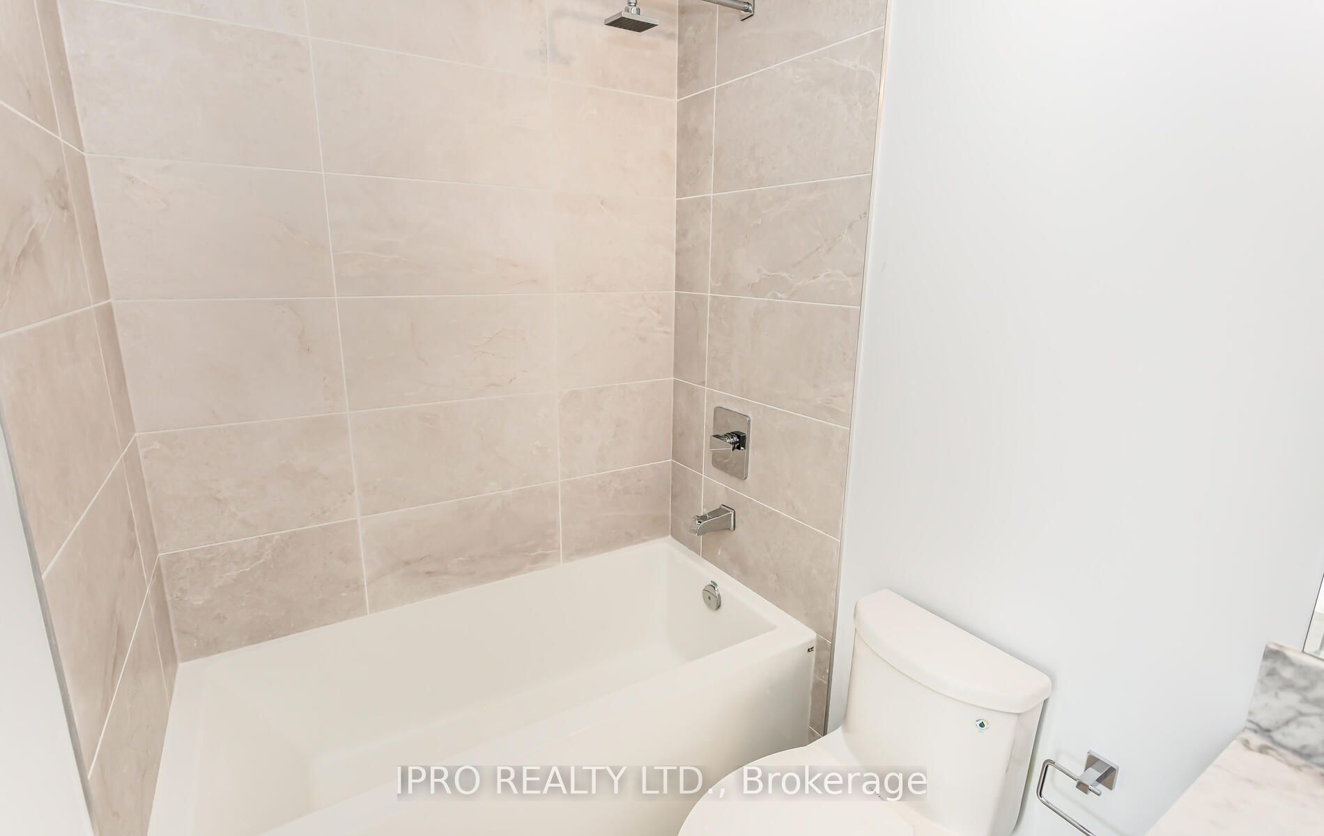 36 Elm Dr W, #1610