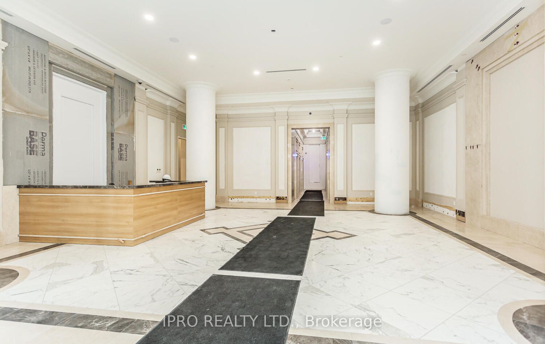 36 Elm Dr W, #1610
