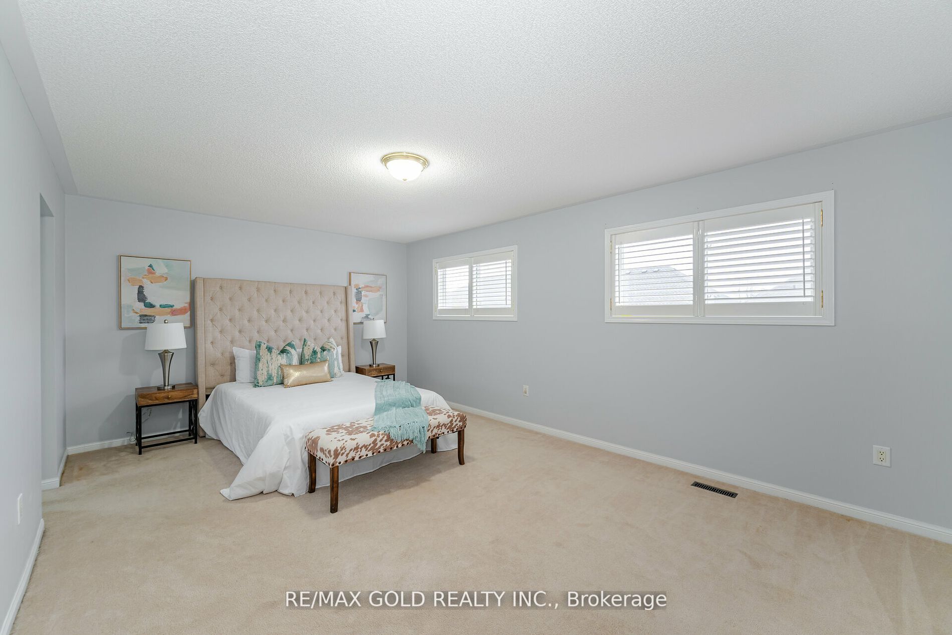 6 Mistybrook Crescent
