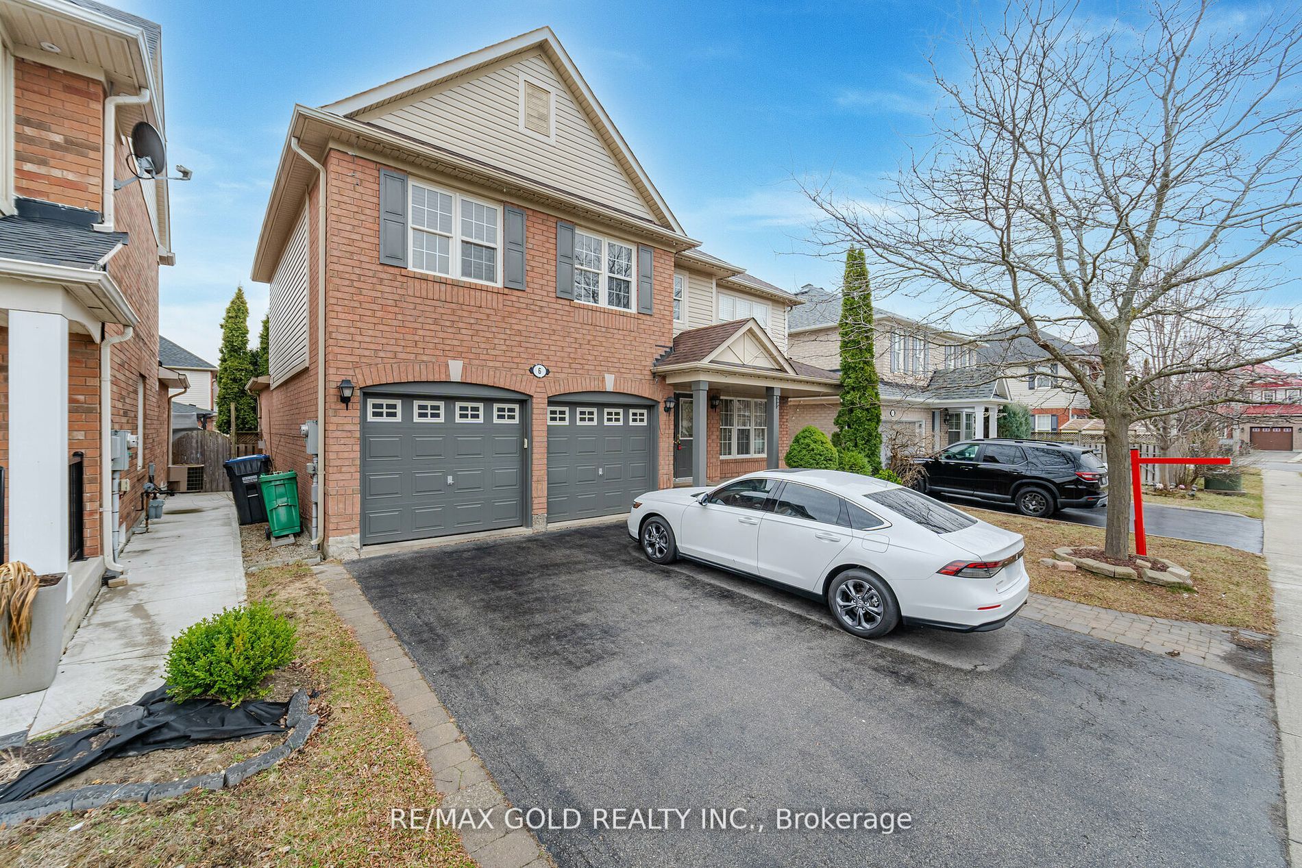 6 Mistybrook Crescent