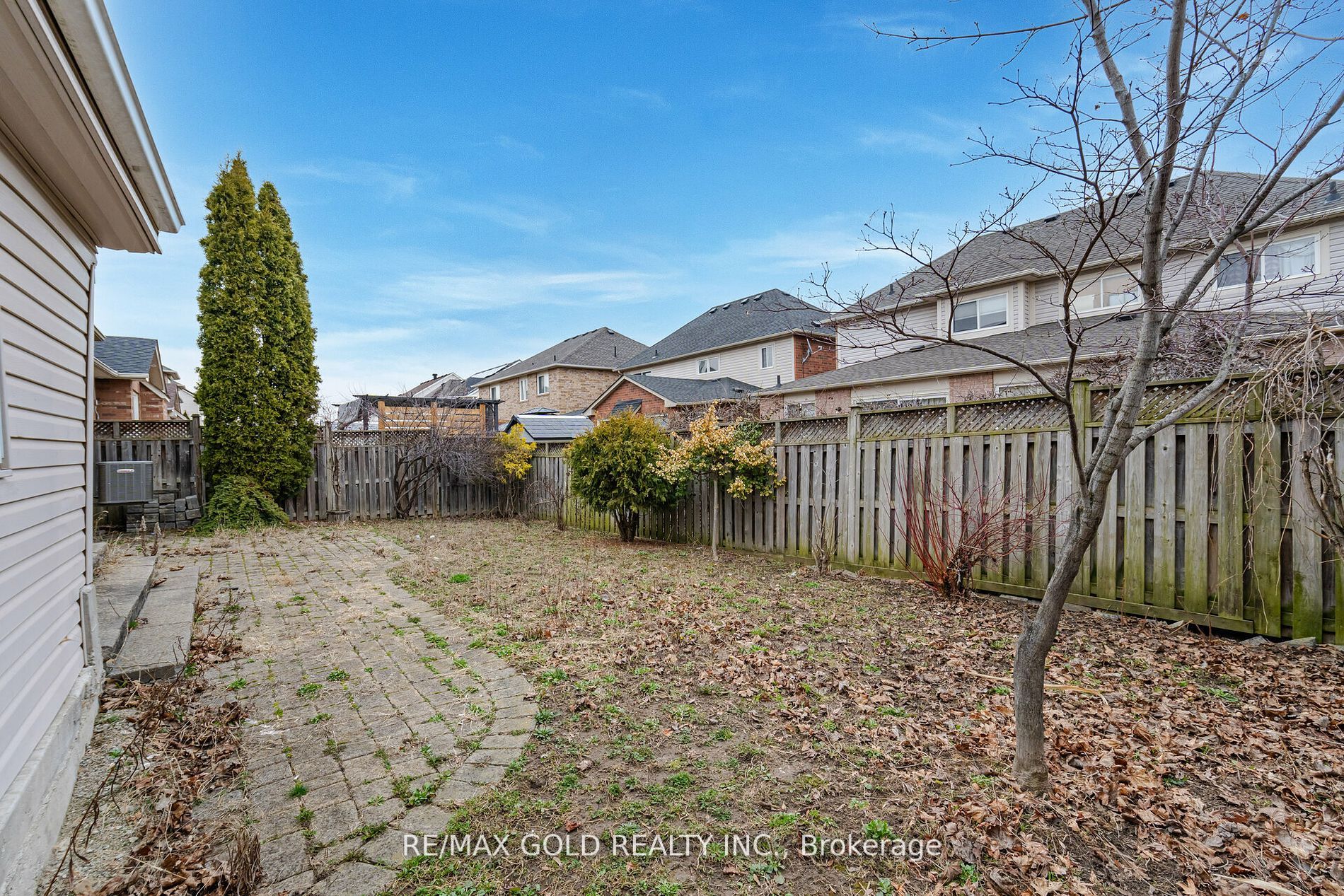 6 Mistybrook Crescent