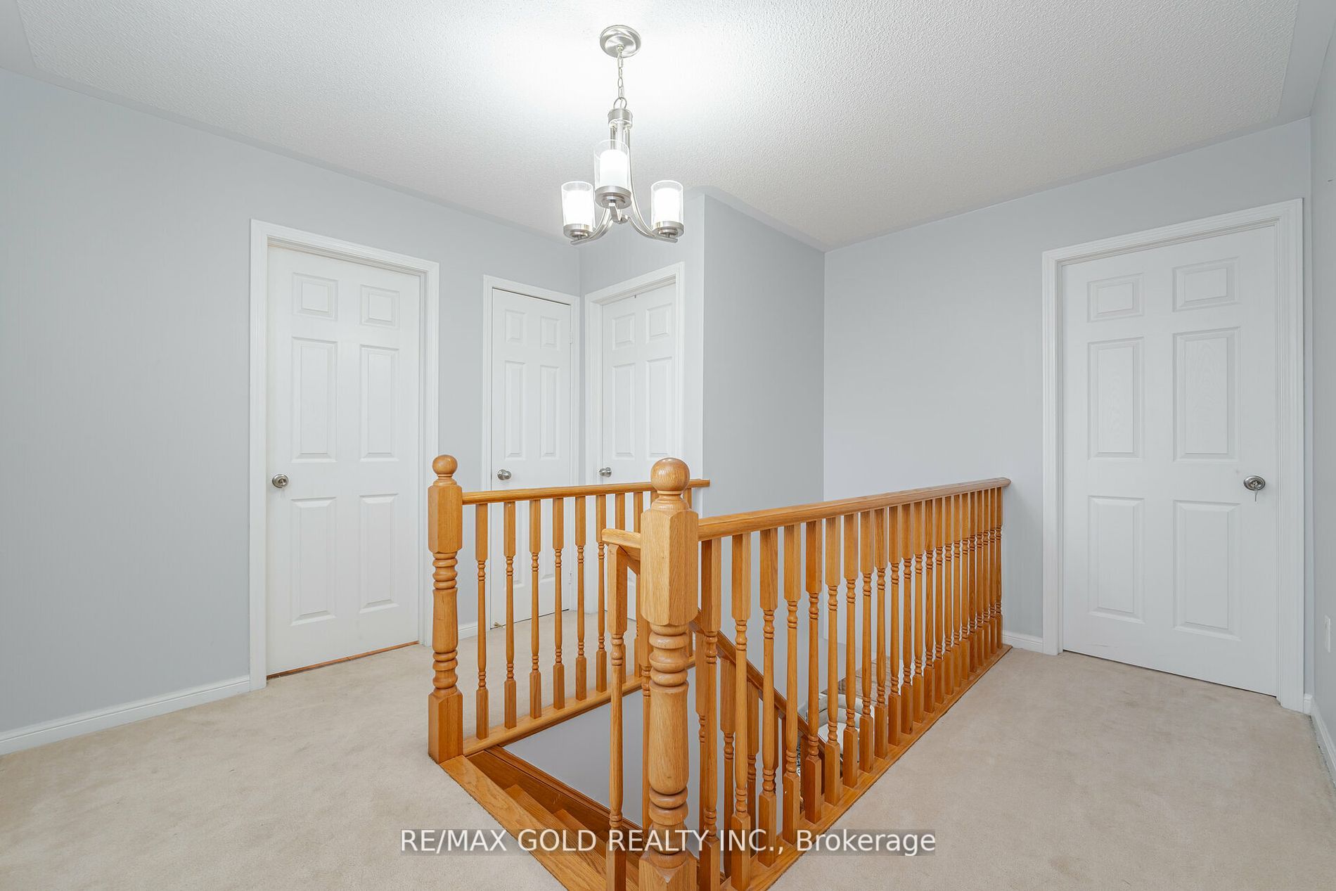 6 Mistybrook Crescent