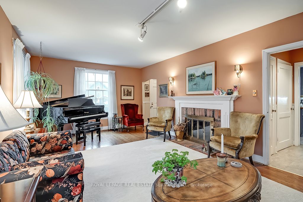 25 Howard Avenue