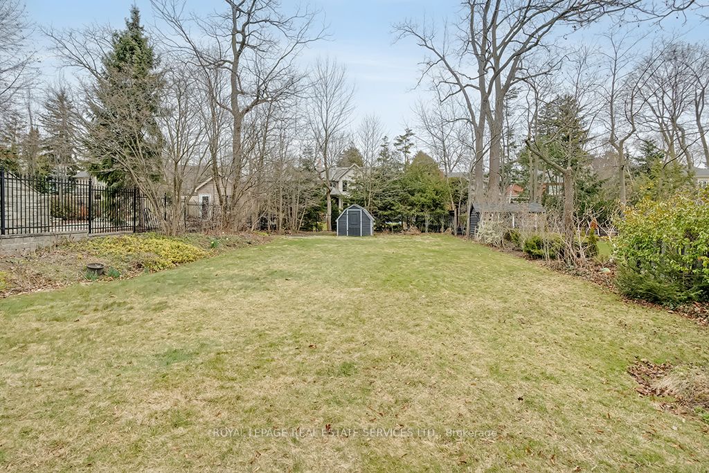 25 Howard Avenue