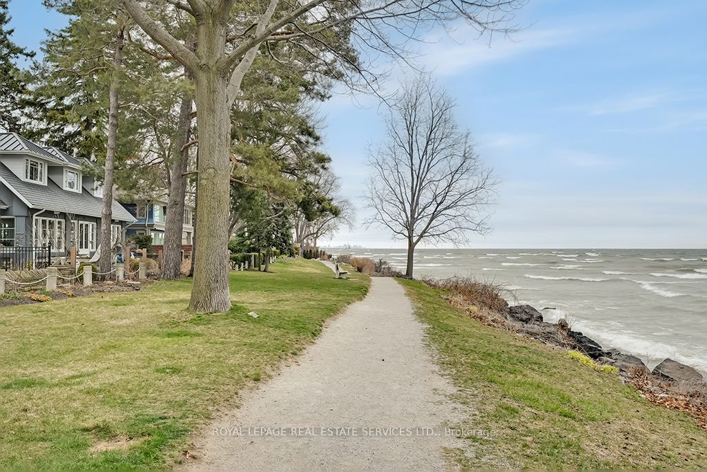 25 Howard Avenue