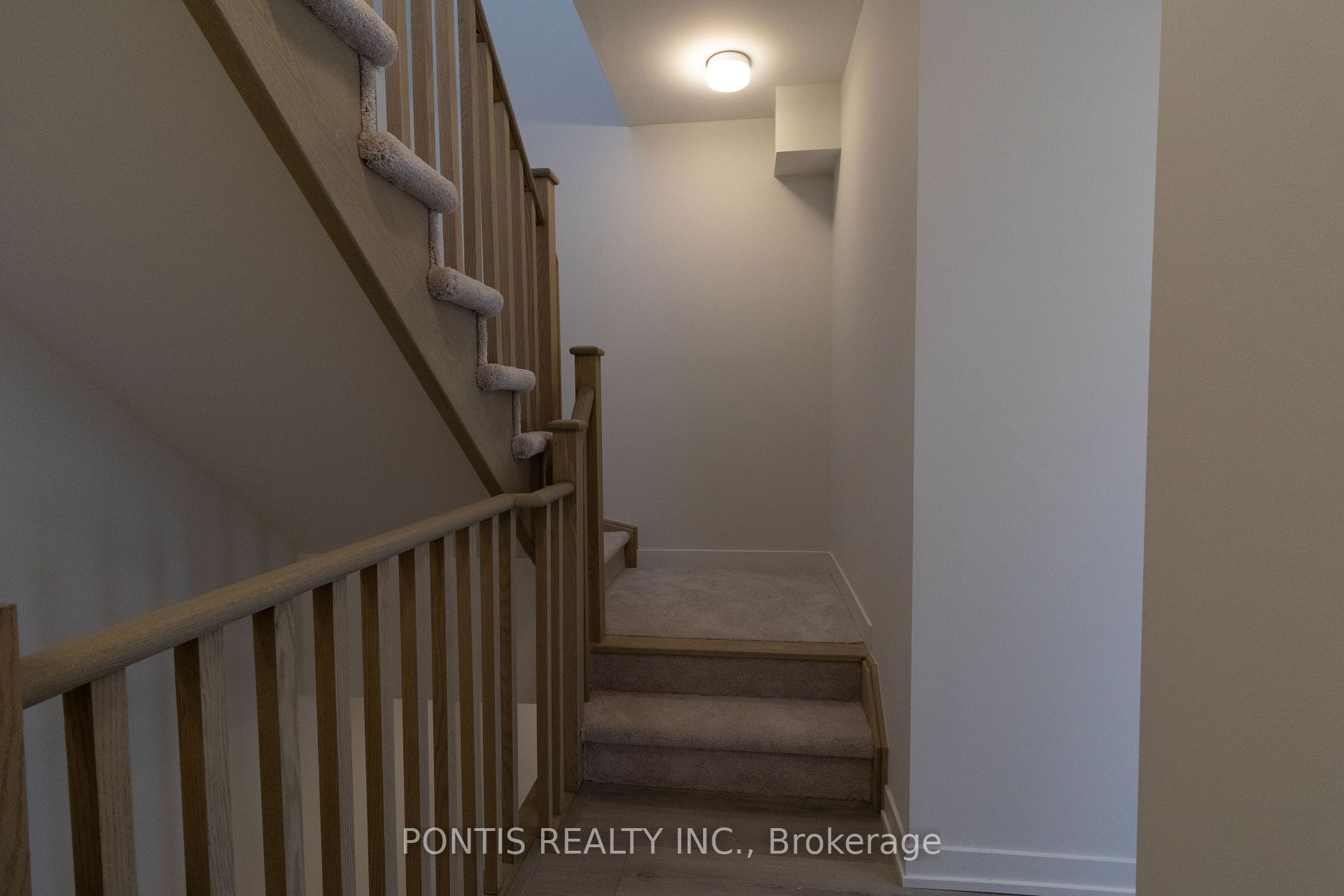 3556 Colonial Dr, #16