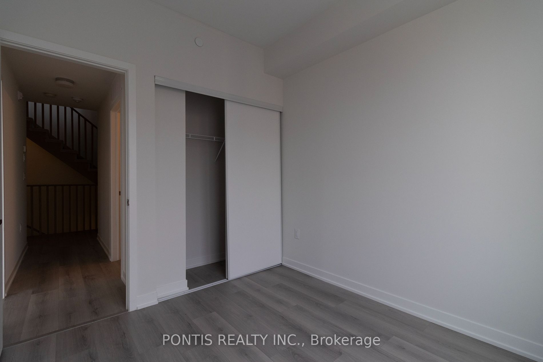 3556 Colonial Dr, #16