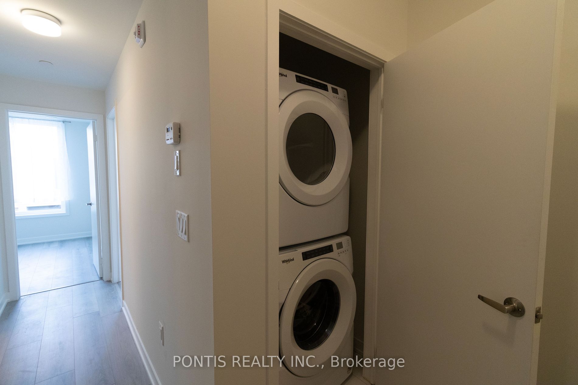 3556 Colonial Dr, #16