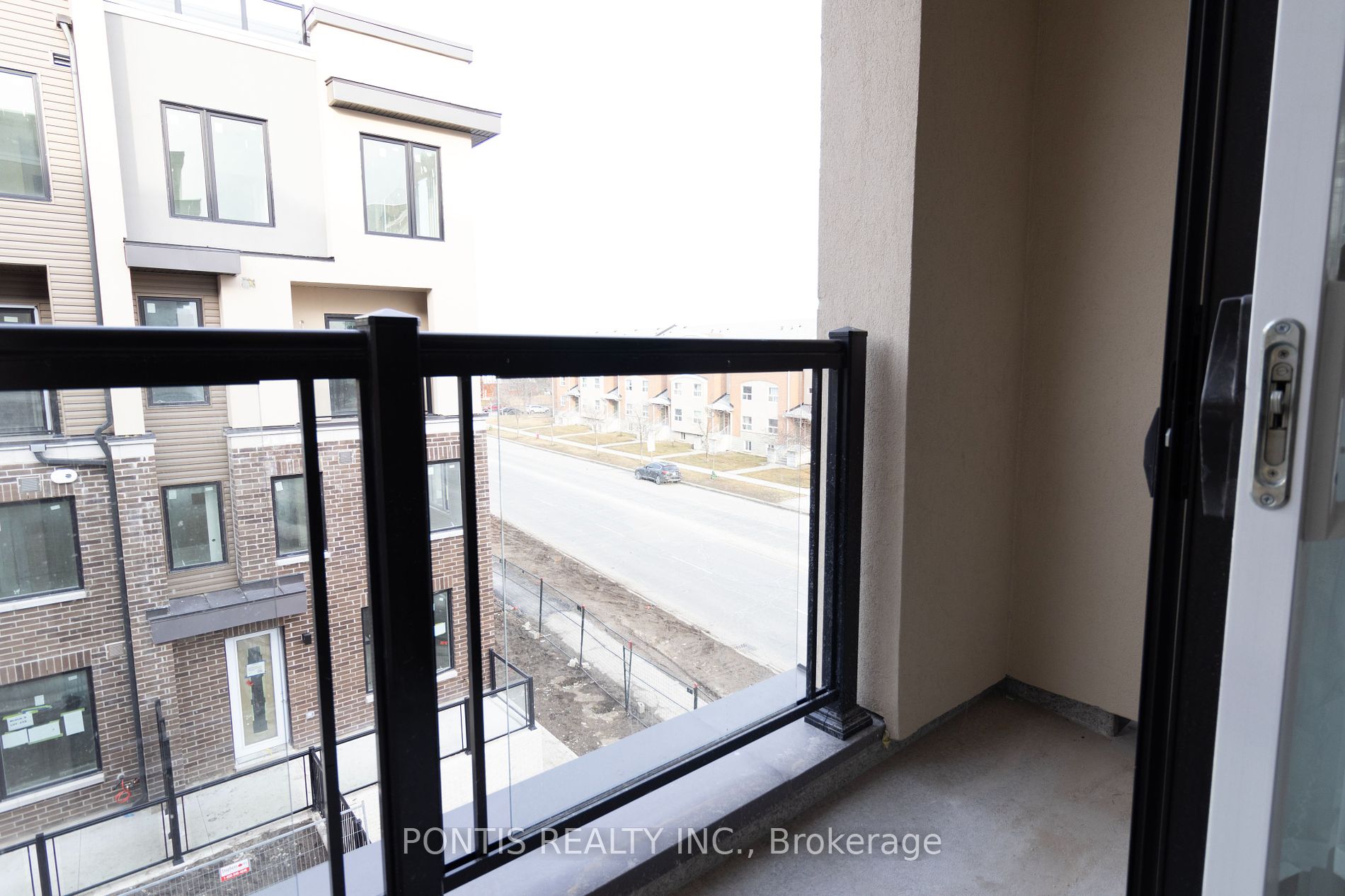 3556 Colonial Dr, #16