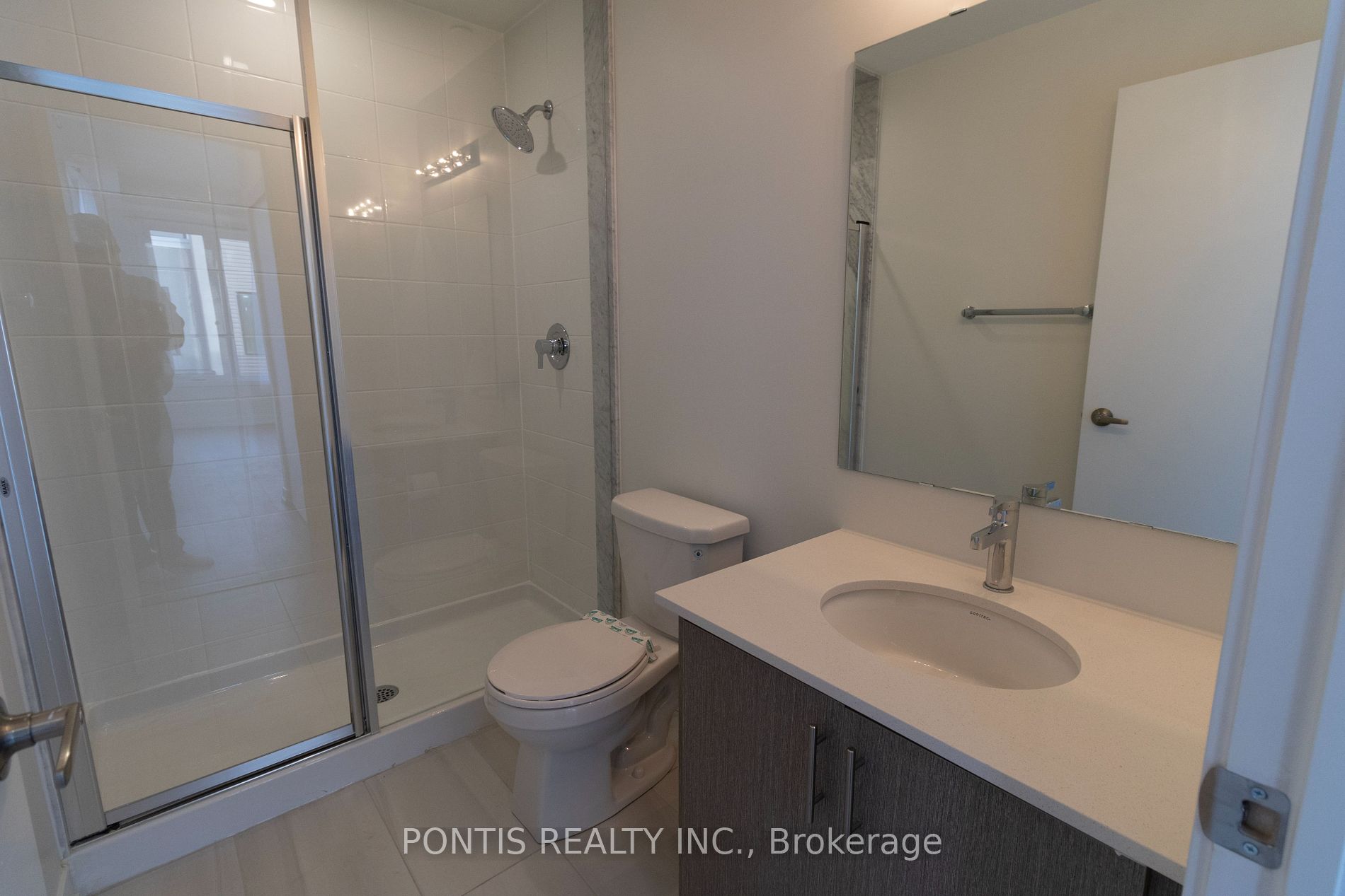 3556 Colonial Dr, #16