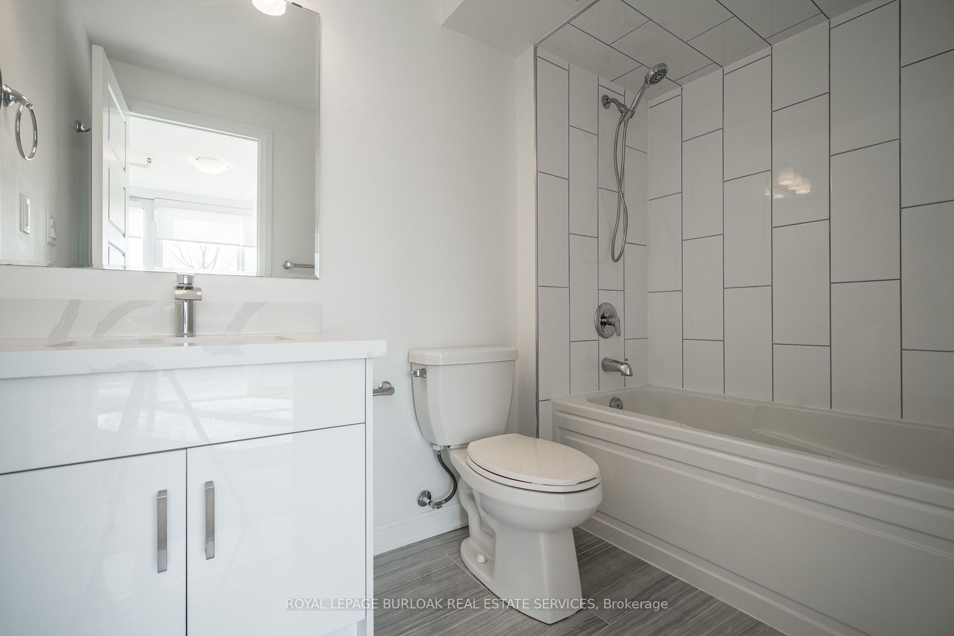 3028 Creekshore Common, #109