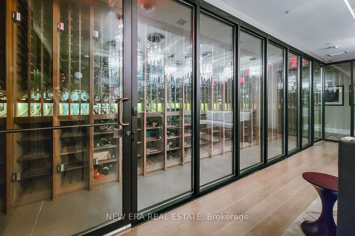 11 Bronte Rd, #323
