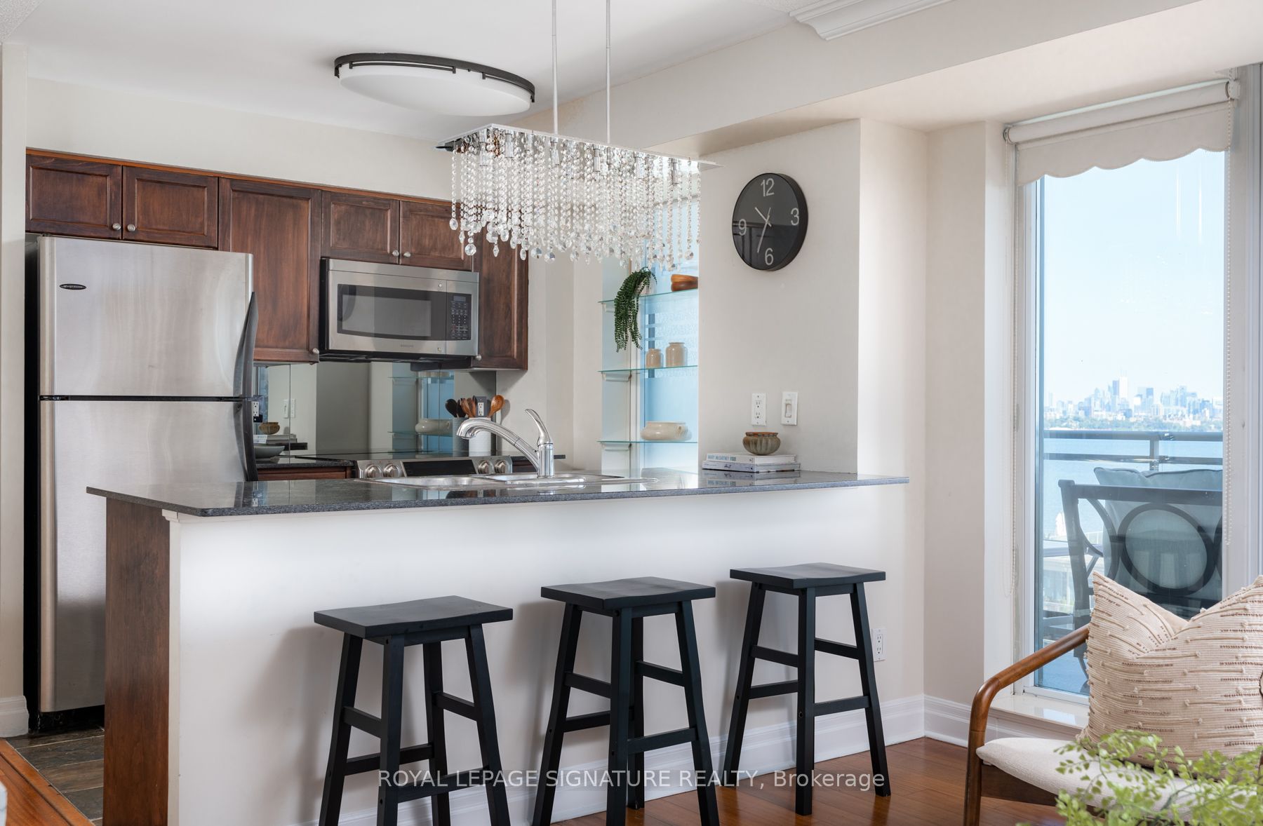 2121 Lake Shore Boulevard W, #1012