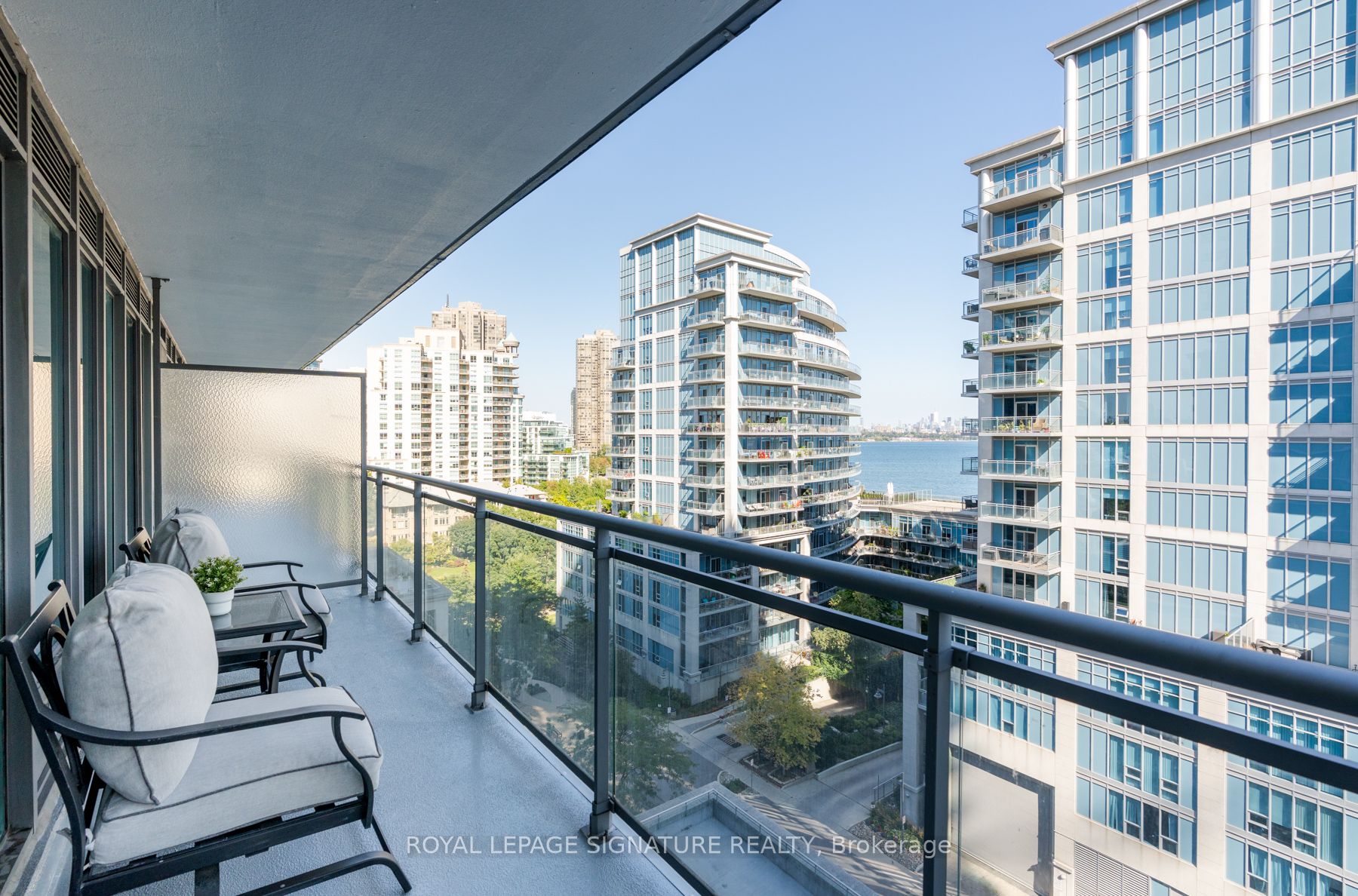 2121 Lake Shore Boulevard W, #1012