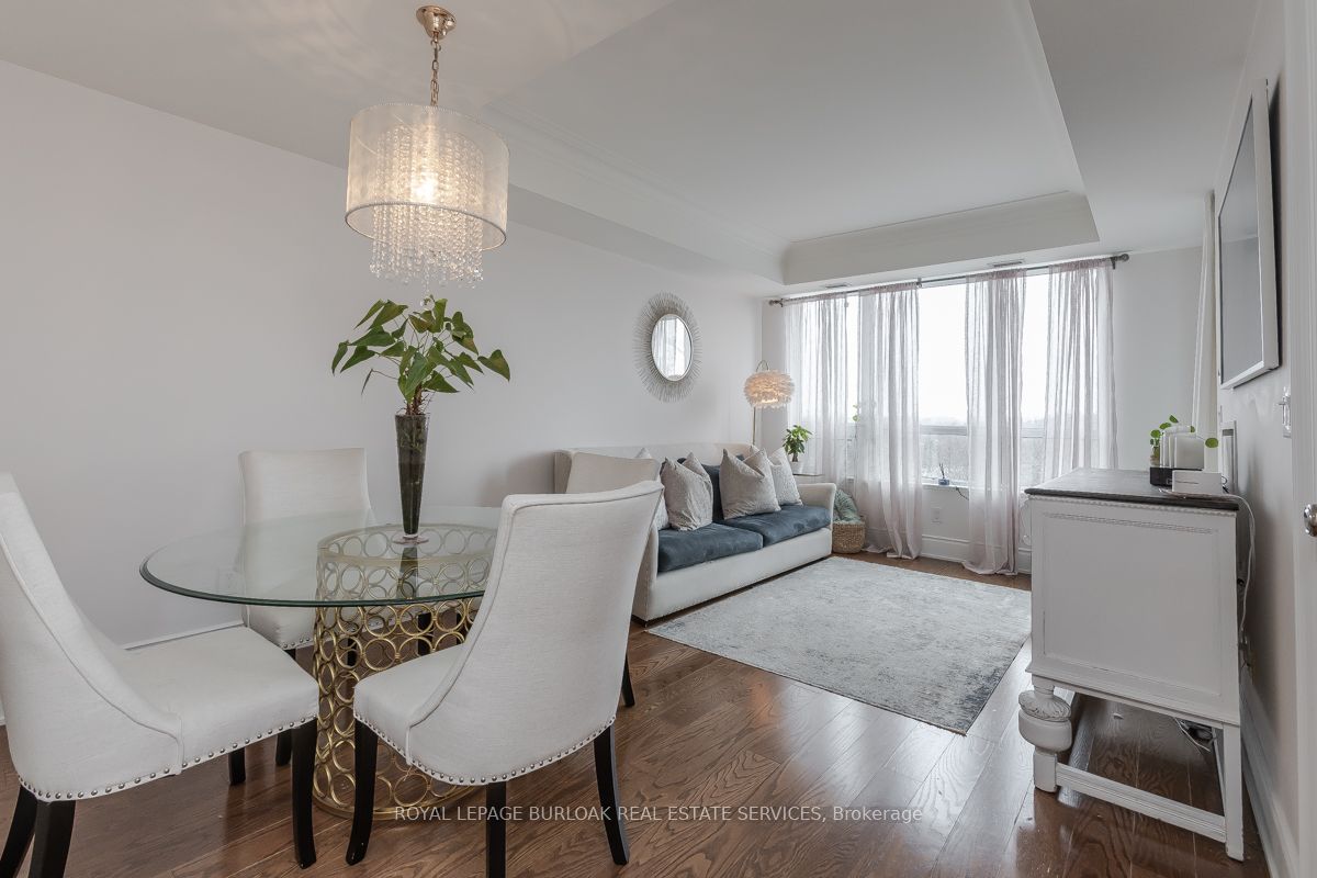3500 Lakeshore Road W #711