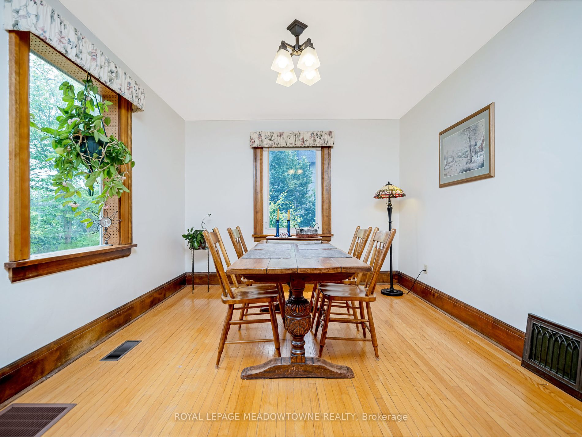 133 Main Street S