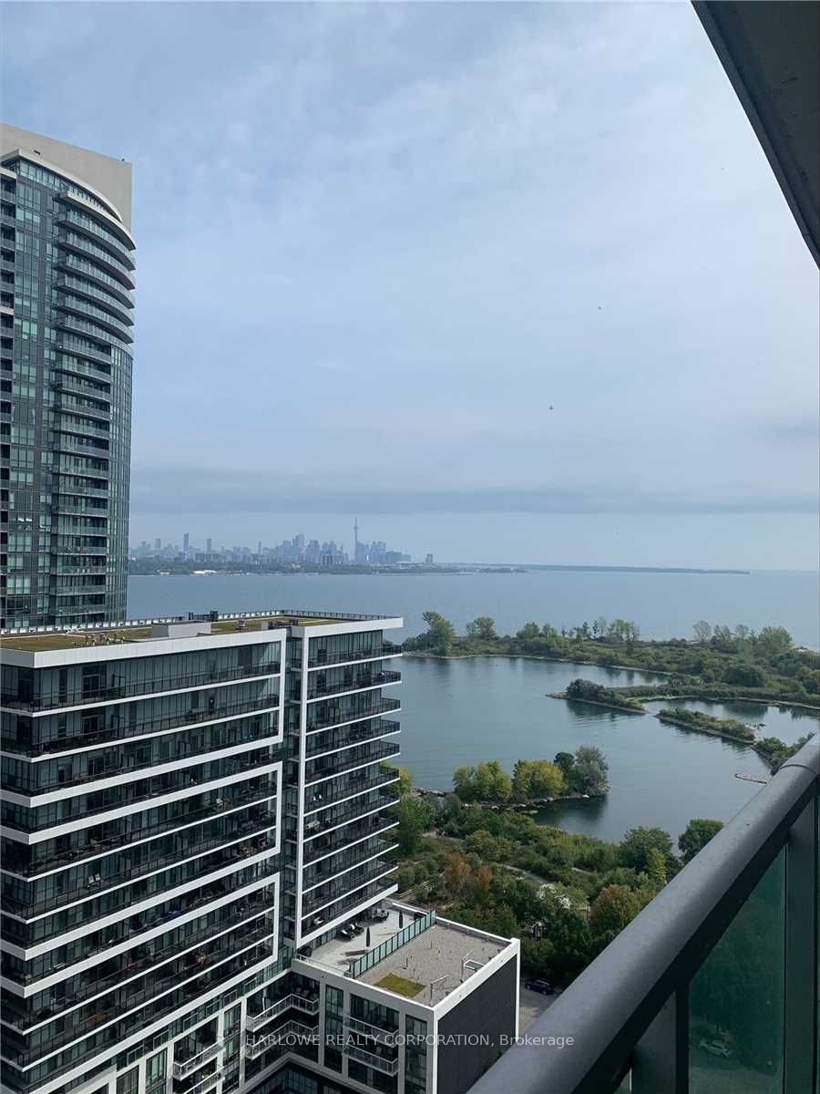 33 Shore Breeze Dr, #2006