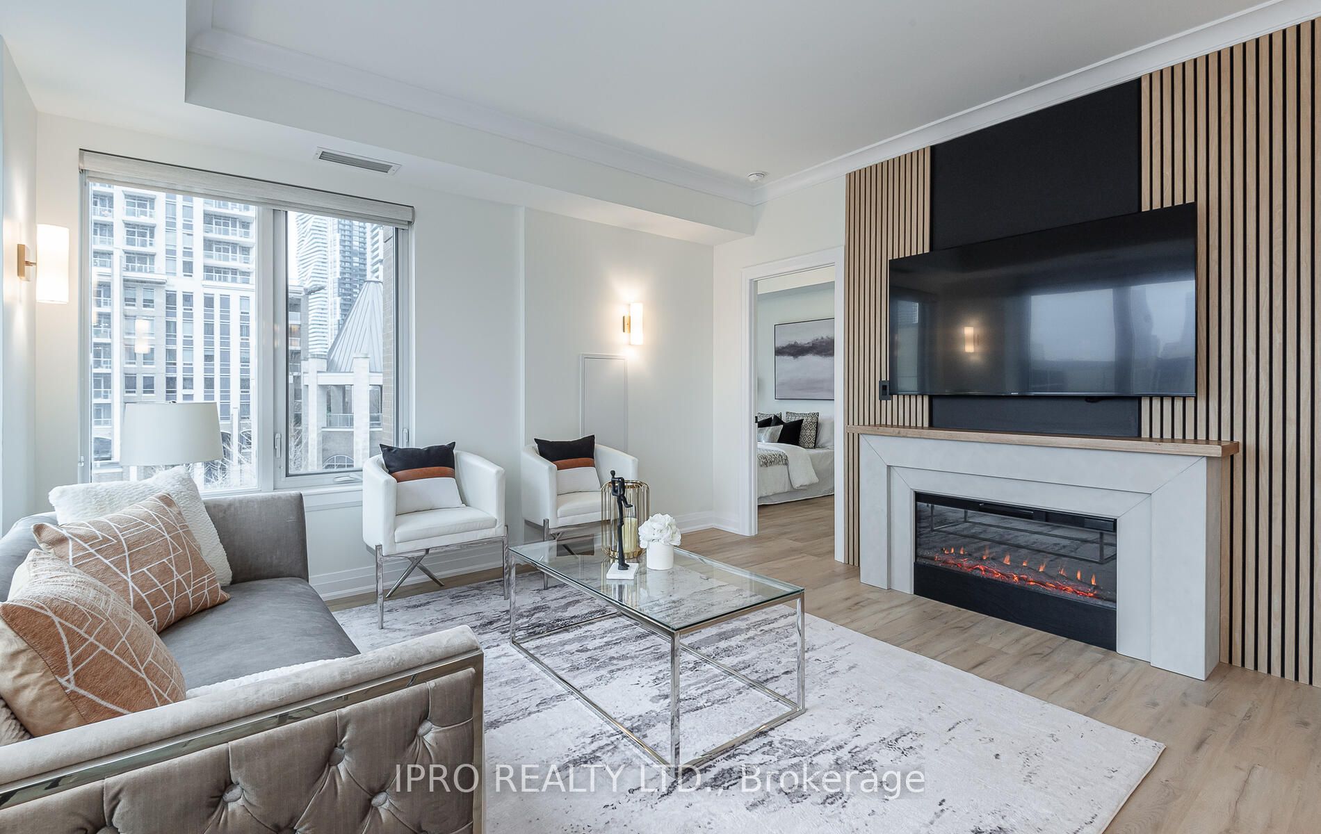 385 Prince Of Wales Dr, #412