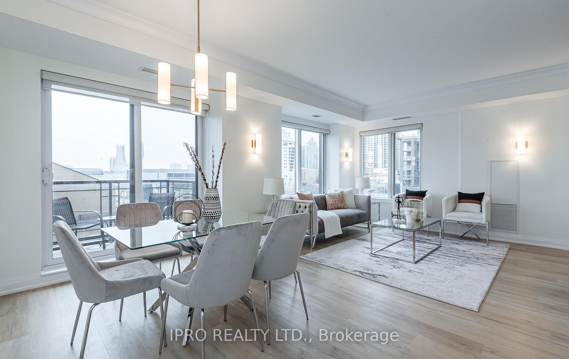 385 Prince Of Wales Dr, #412