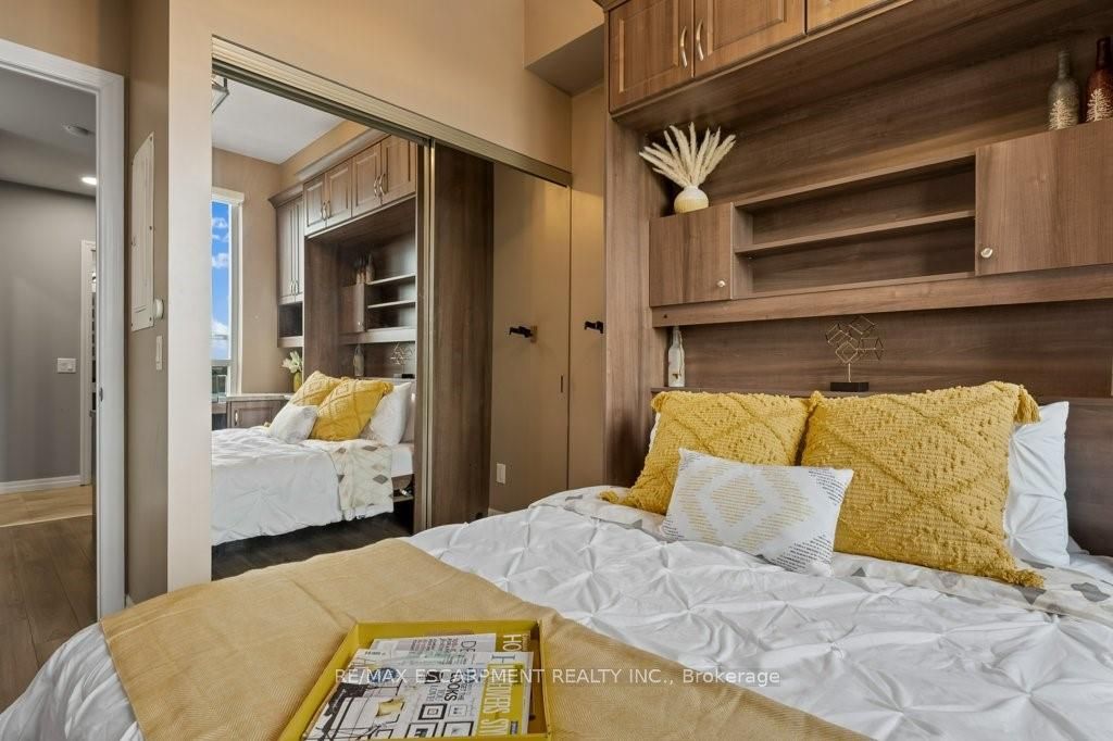 5001 Corporate Dr, #703