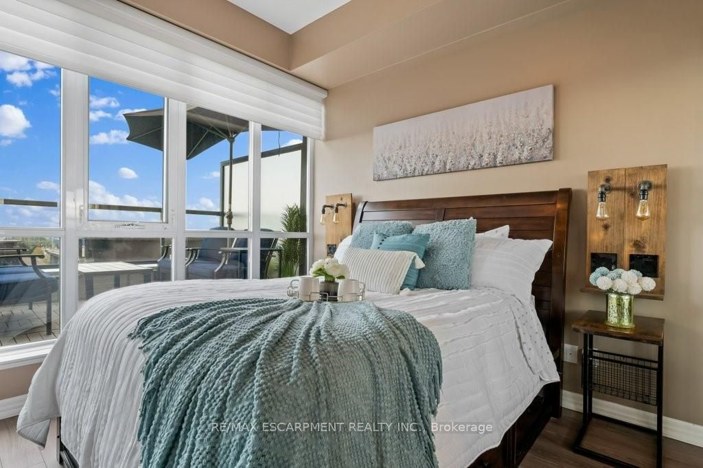 5001 Corporate Dr, #703