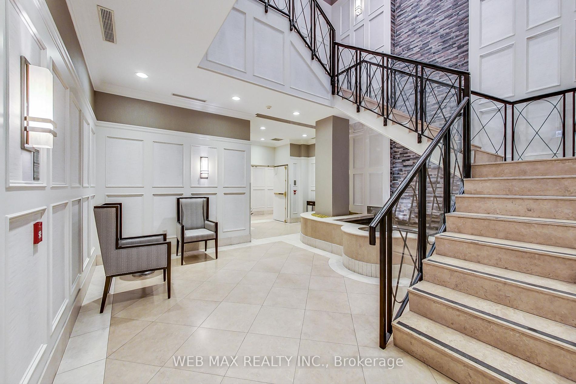 5233 Dundas St W, #2318