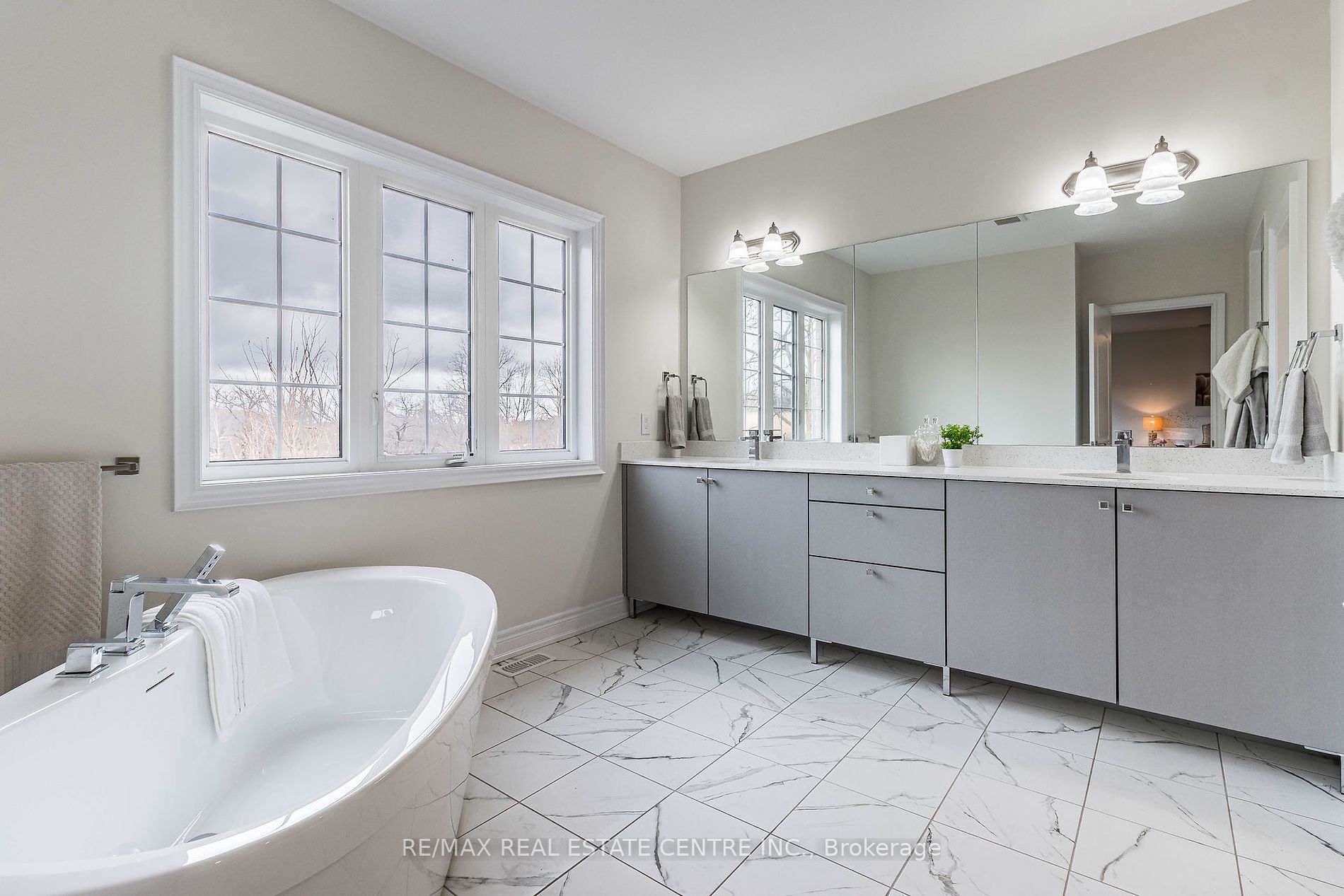 35 Arthur Griffin Crescent